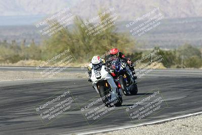 media/Dec-06-2025-CVMA (Sat) [[4a896cc04c]]/Race 4-Formula Middleweight/